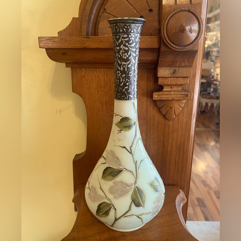 Vintage Hand Painted Uranium Vase - Picture 2 of 9